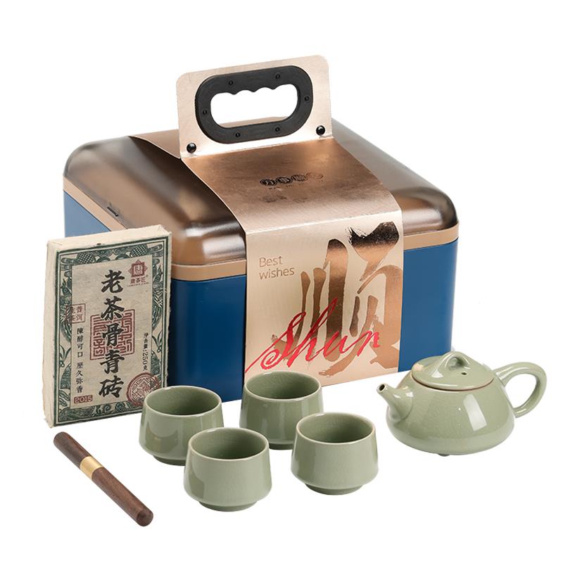 白底.jpg